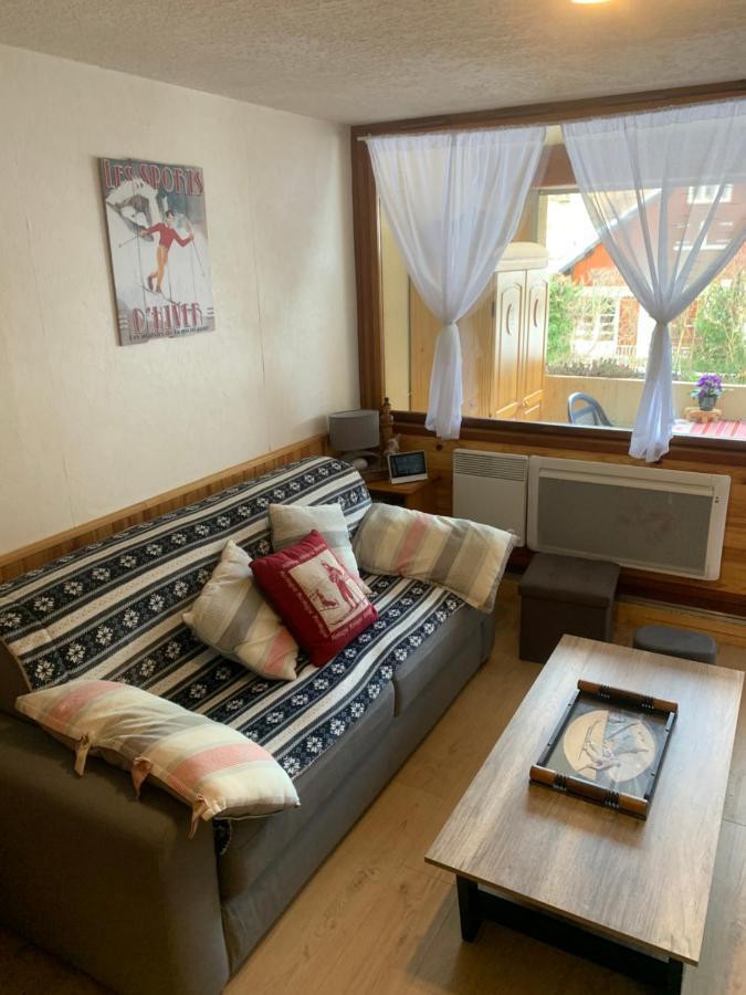 Appartement Vue Montagne Avec Wifi Сен-Лари-Сулан Екстериор снимка